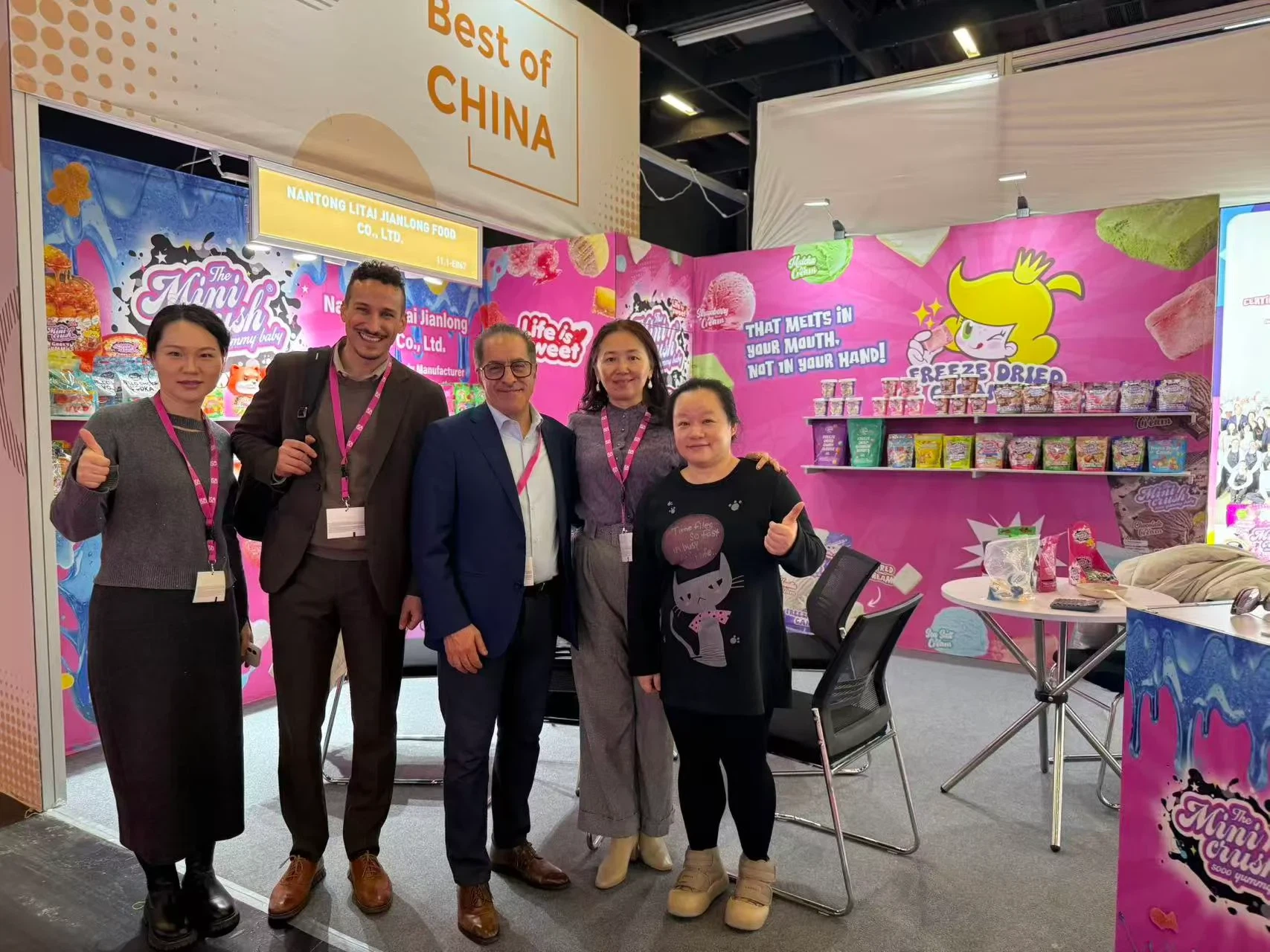 ଖଟା ଗୁମିମାନେ ଲୋକପ୍ରିୟତାର ଏକ ସର୍ଜ୍ ଦେଖୁଛନ୍ତି, ଏବଂ ସେମାନଙ୍କର ଉତ୍ସାହଜନକ ସ୍ୱାଦ ଗୁ...